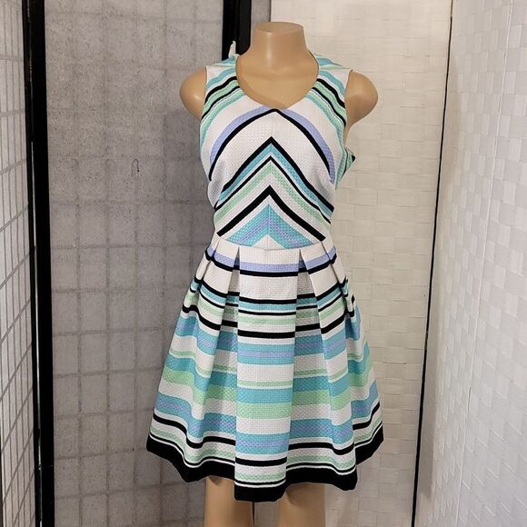 BRAND NEW DANNY AND NICOLE SPEARMINT MULTI STRIPE A-LINE DRESS - Picture 2 of 15
